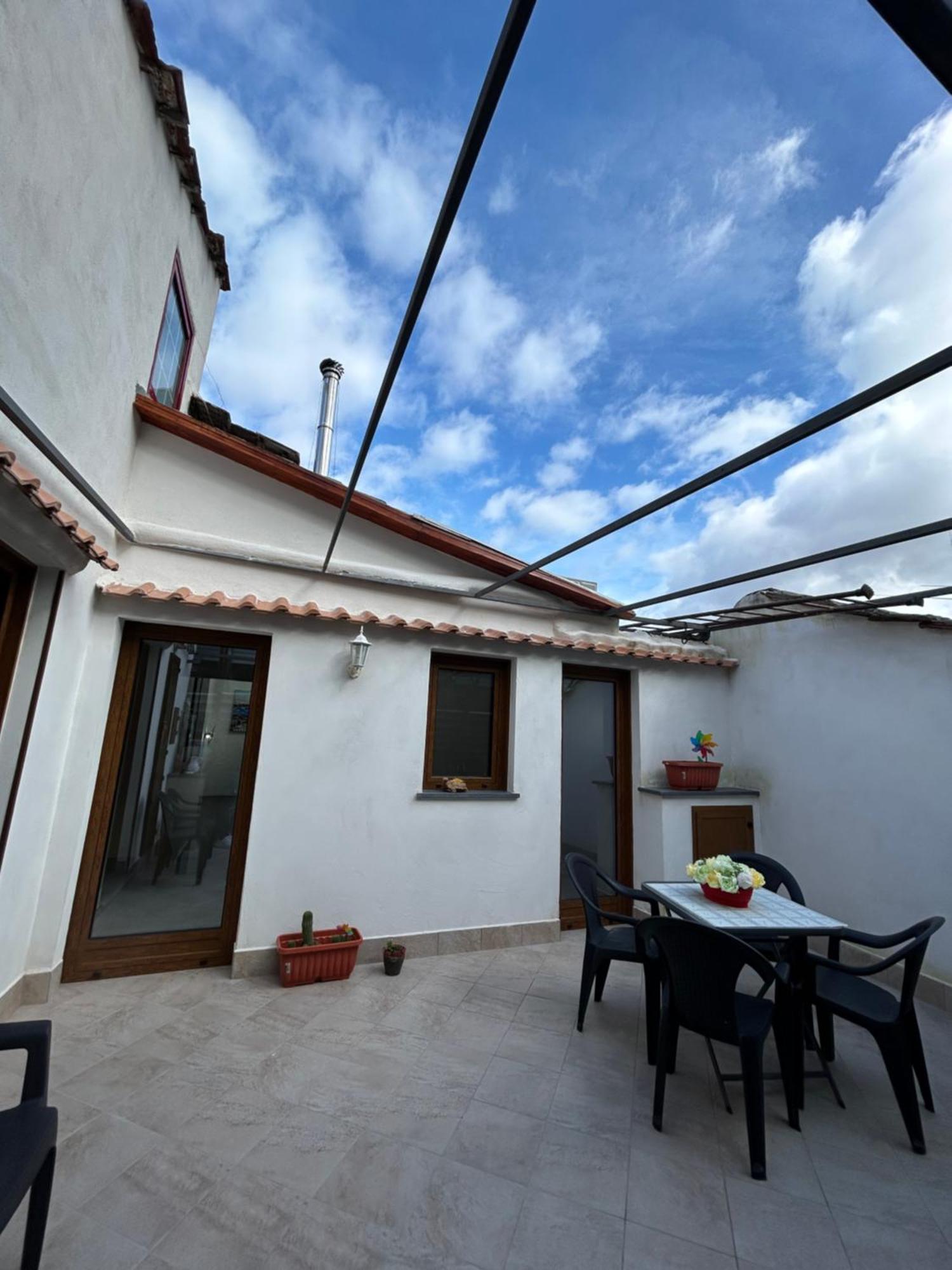Bed and Breakfast A Un Passo Dagli Dei Pimonte Exterior foto